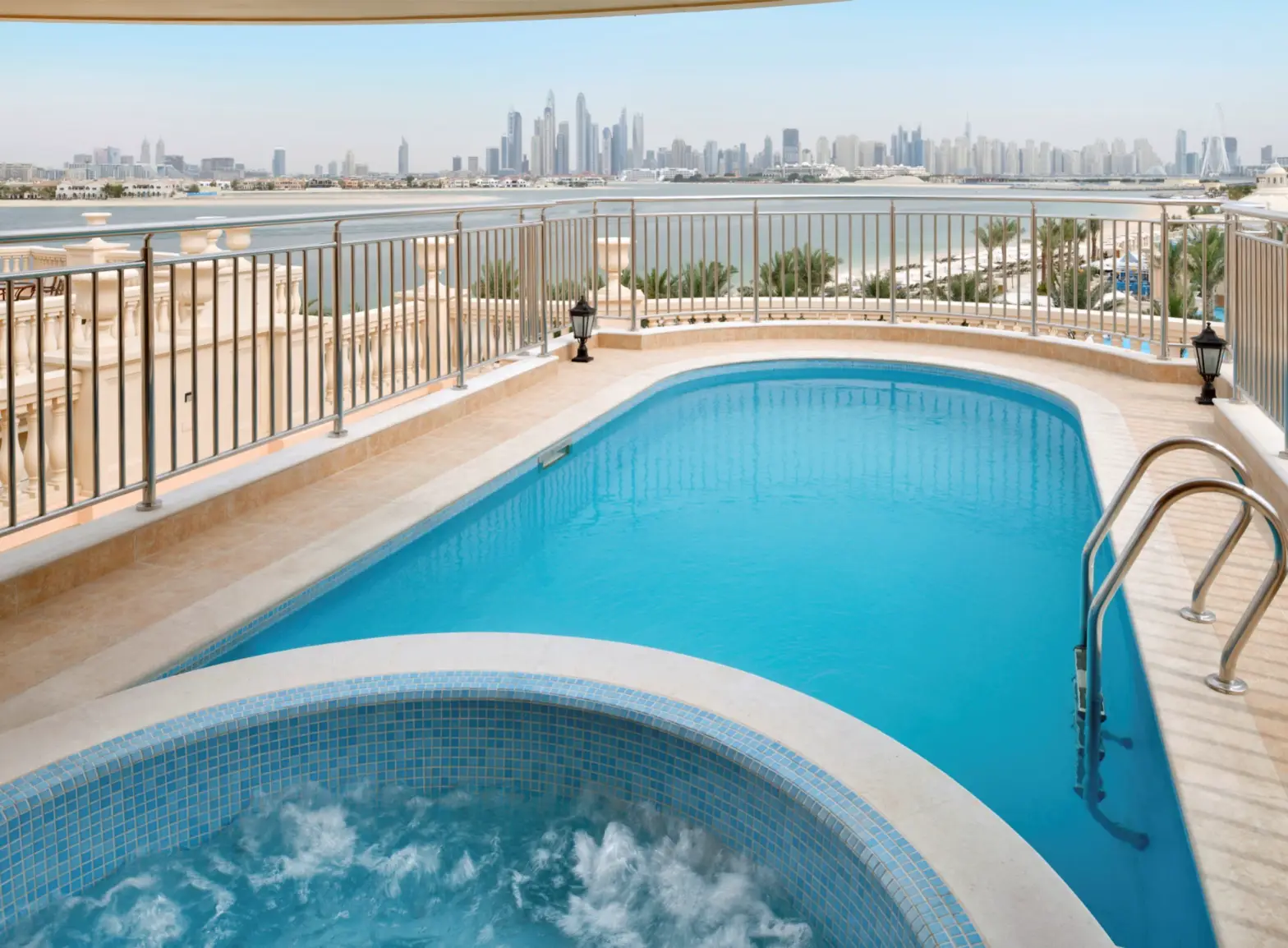 Raffles Villas — image 7