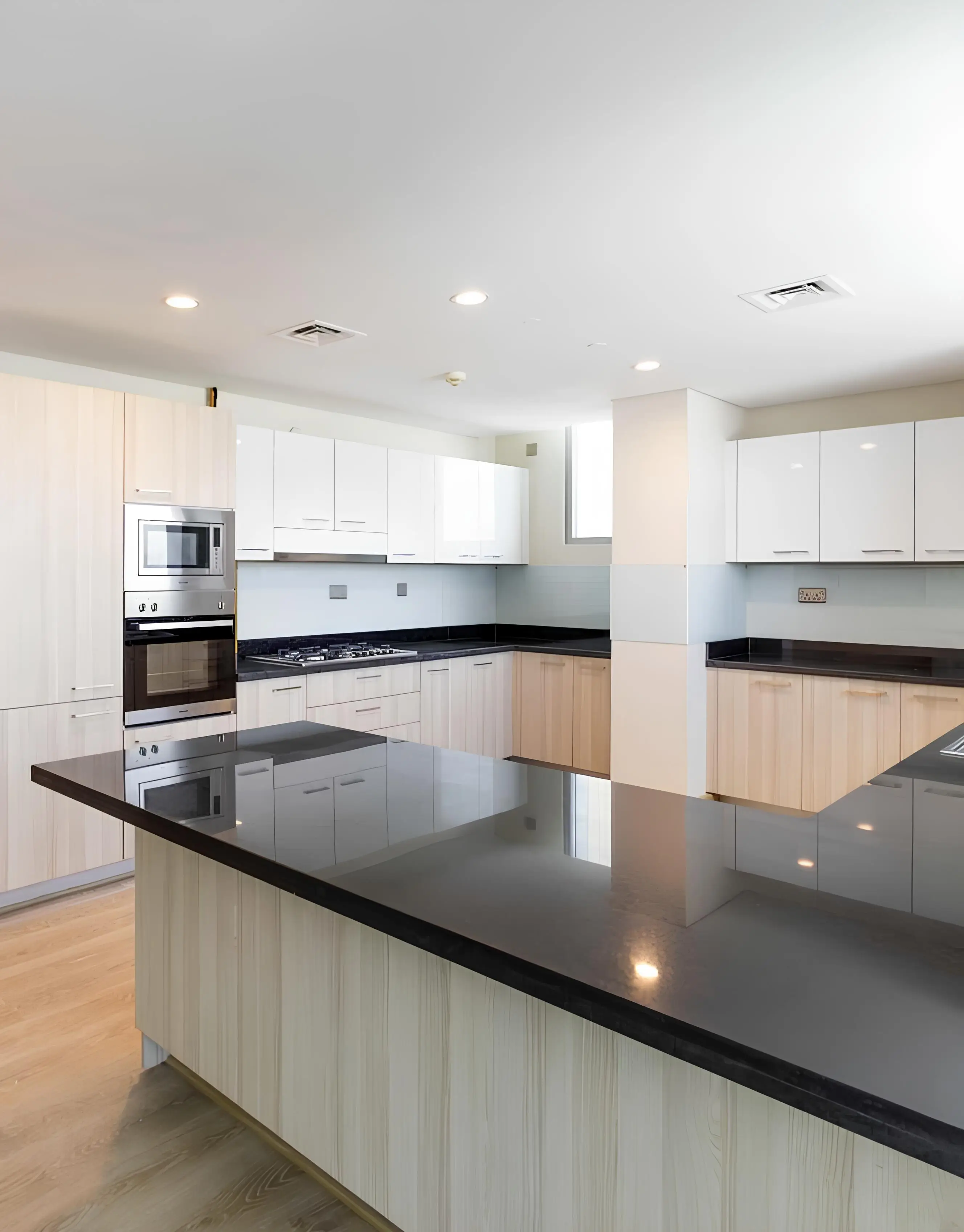 Oasis Residences — image 2