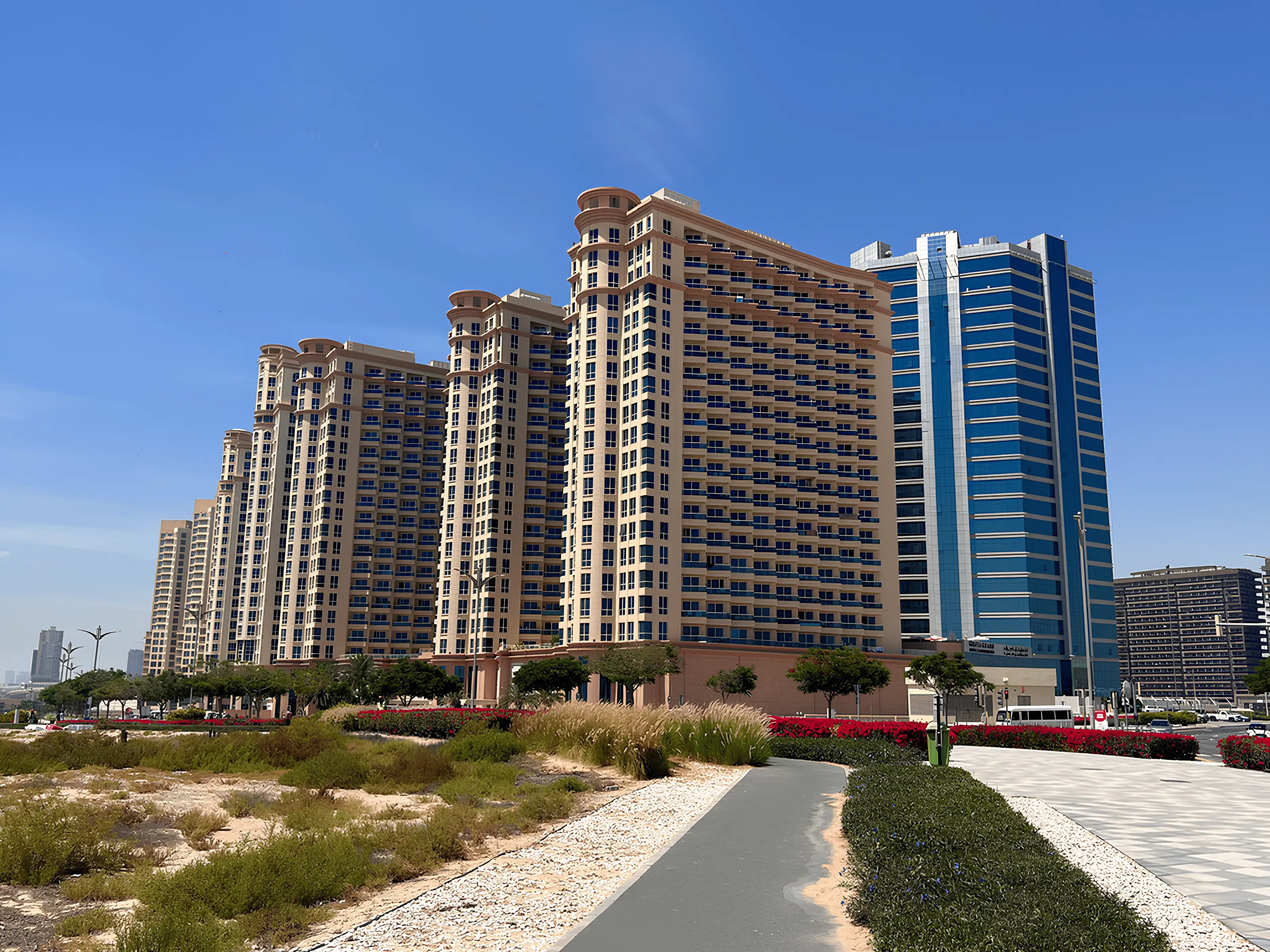 The Crescent — image 2