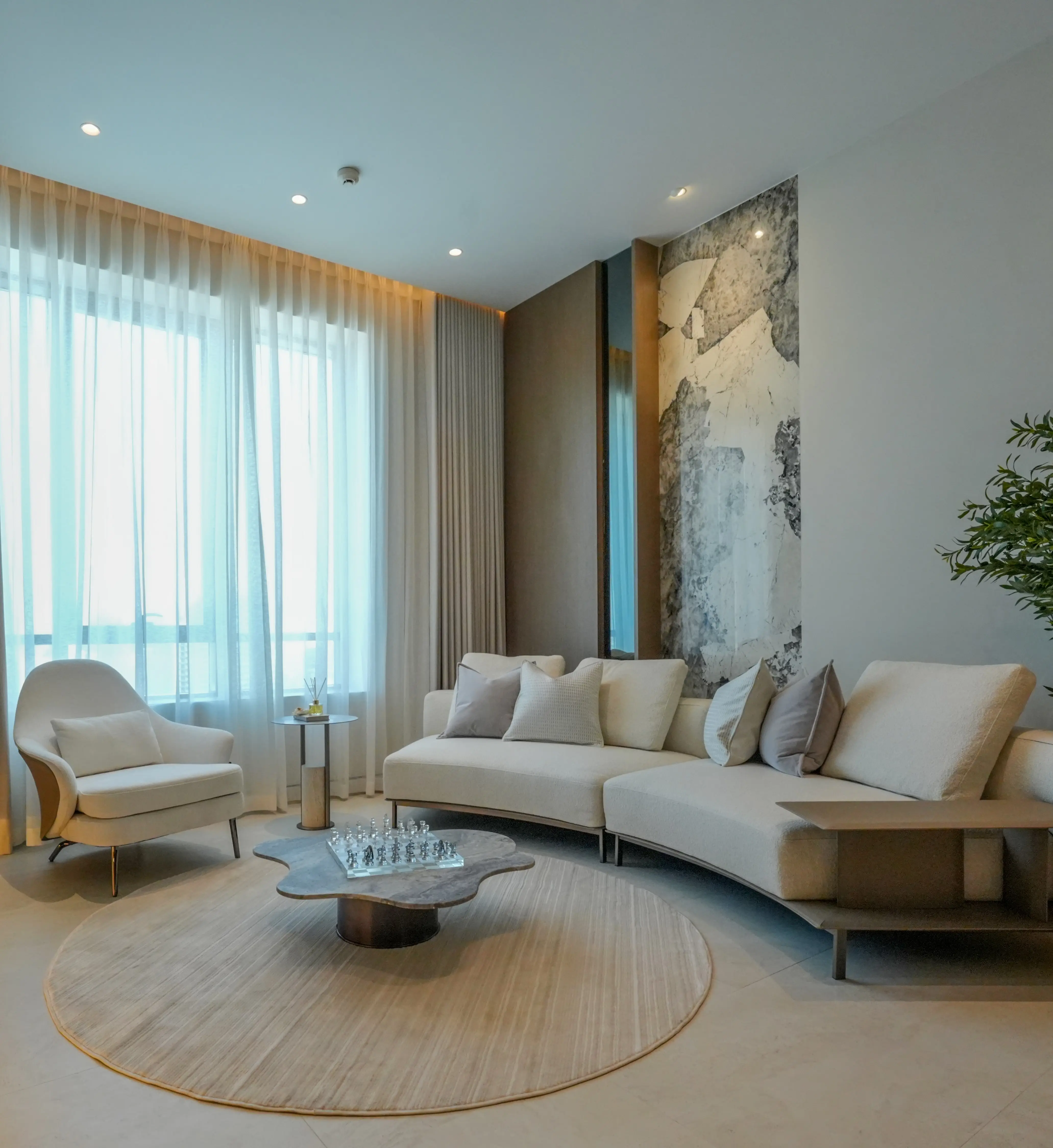 Beverly Grande — image 5