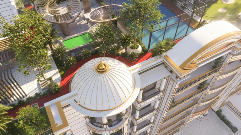 Crown Palace — image 5